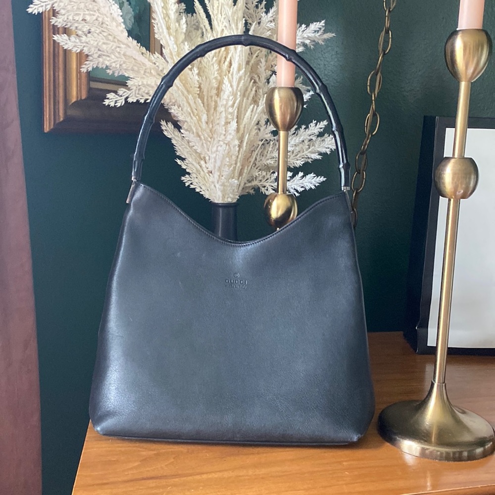 Black Gucci leather bamboo shoulder bag